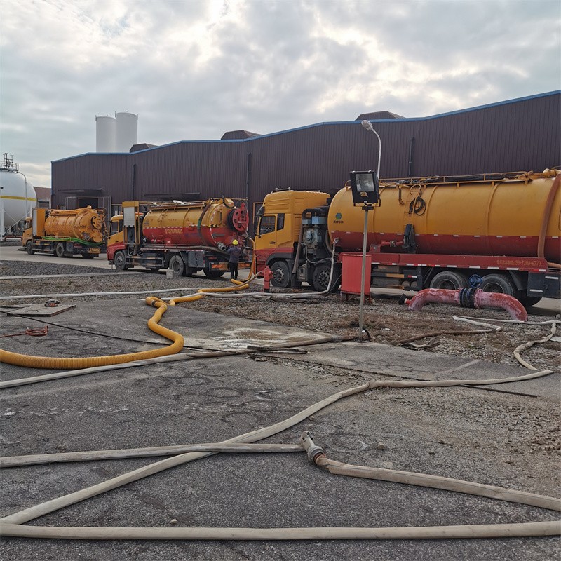 河池污水池清理